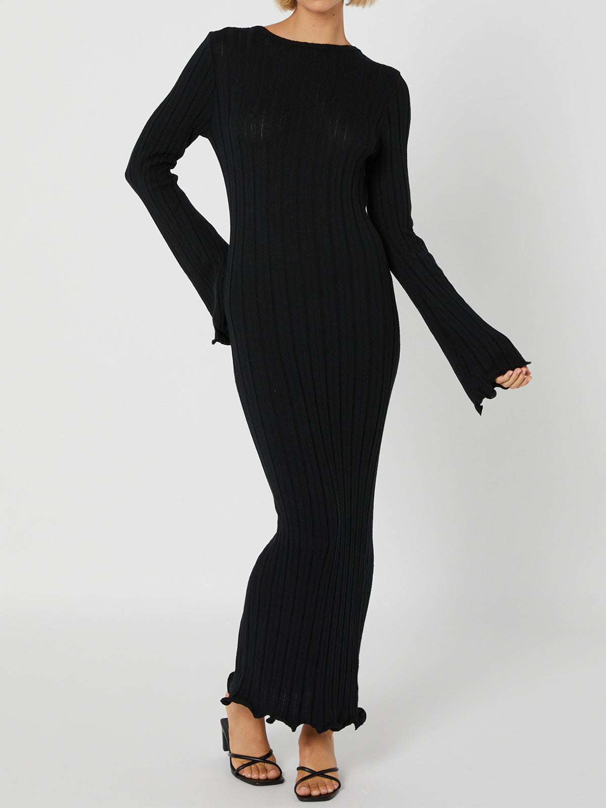 Tranquility – Geripptes, rückenfreies, langärmliges Kleid