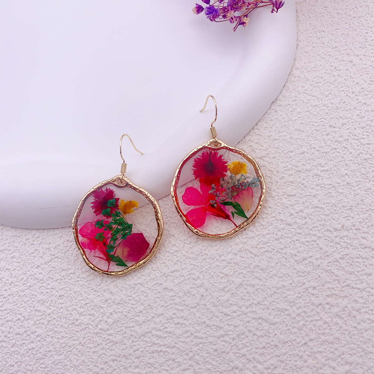 Pendientes de oro con flores secas multicolores Drop Glue