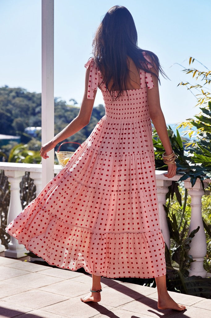 Robe mi-longue plissée extensible sans manches à imprimé pois