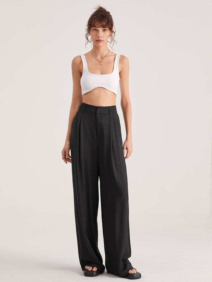 Übergroße Hose mit hoher Taille und Bügelfalten vorne 