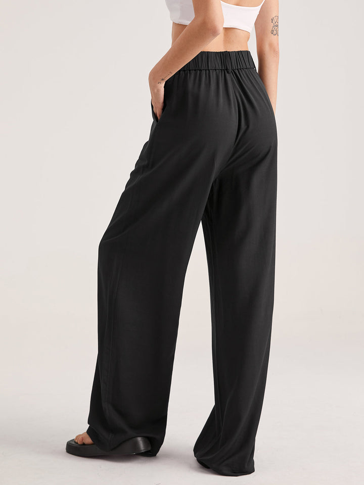 Übergroße Hose mit hoher Taille und Bügelfalten vorne 