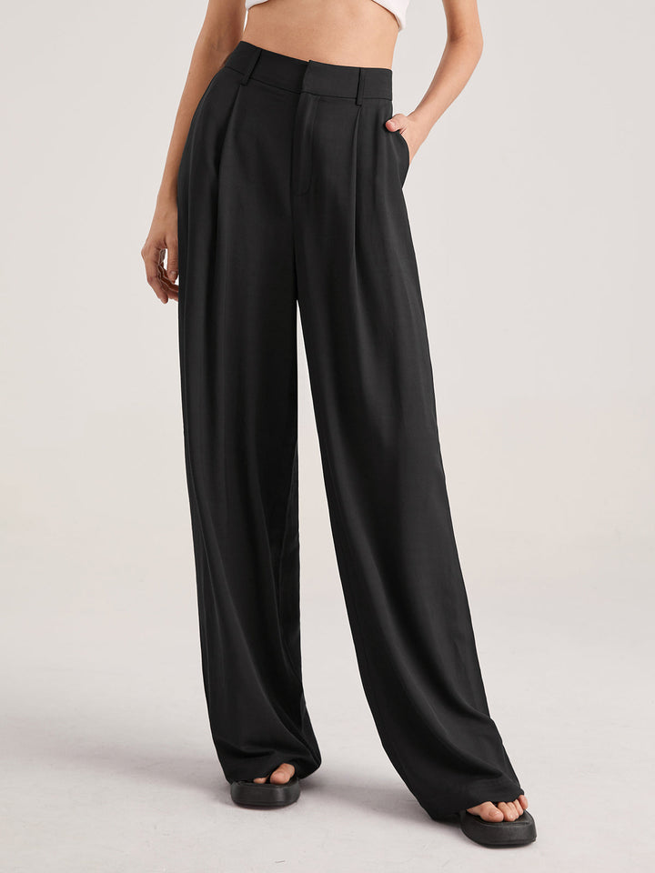 Übergroße Hose mit hoher Taille und Bügelfalten vorne 