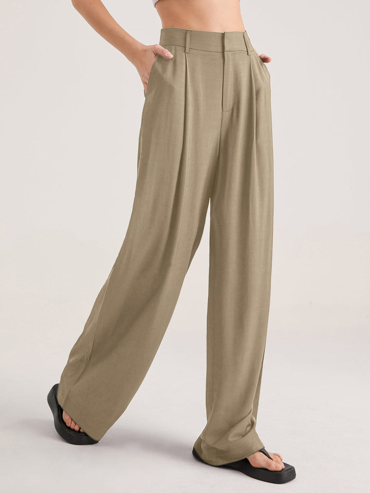 Übergroße Hose mit hoher Taille und Bügelfalten vorne 
