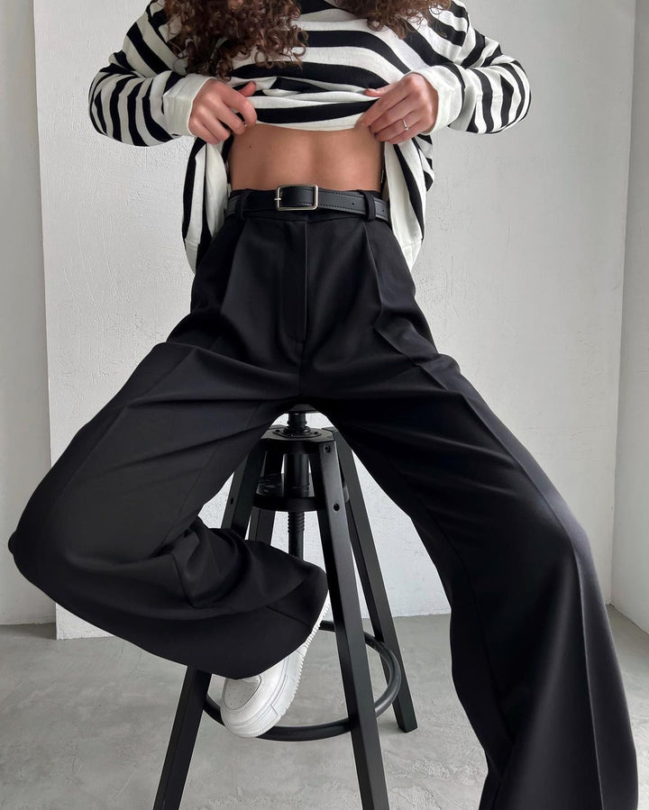 Anzughose mit hoher Taille, geradem Bein und weitem Bein