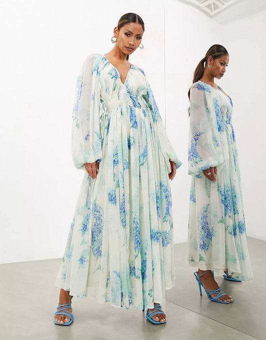 Vestido largo con cintura con cordón y estampado floral de gasa con flores oceánicas