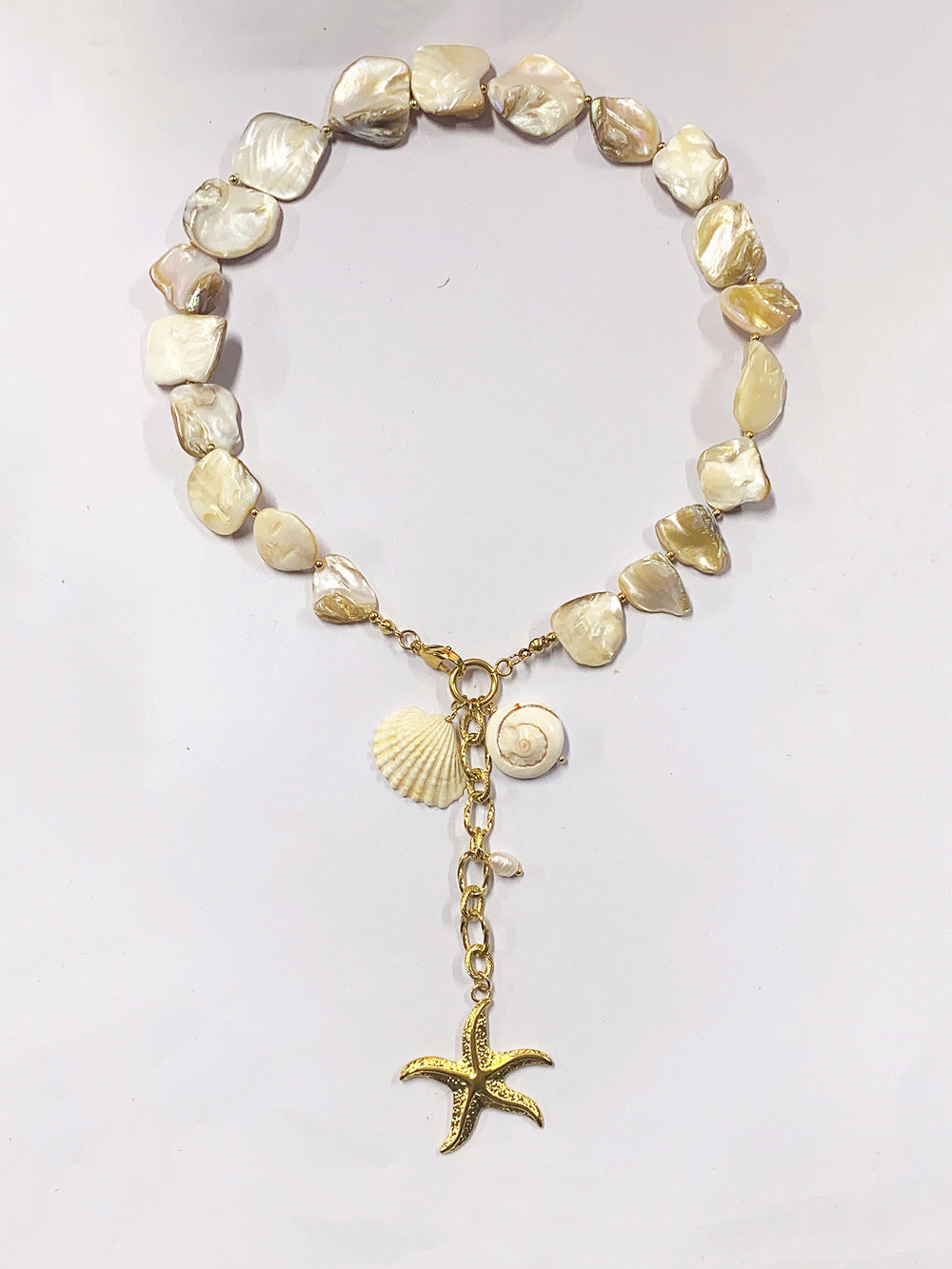 Collier coquillage surdimensionné bohème