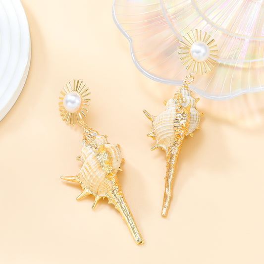 Pendientes de perlas de caracol estilo océano