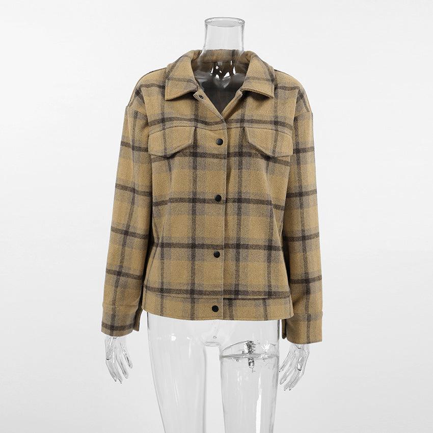 Chaqueta clásica informal de cuadros con solapa
