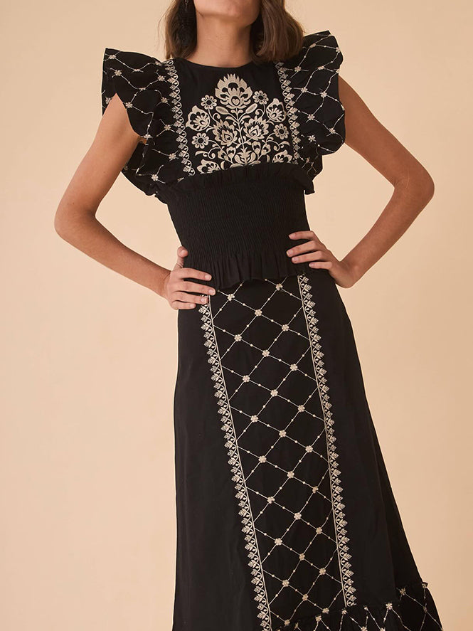 Terno preto elegante de duas peças
