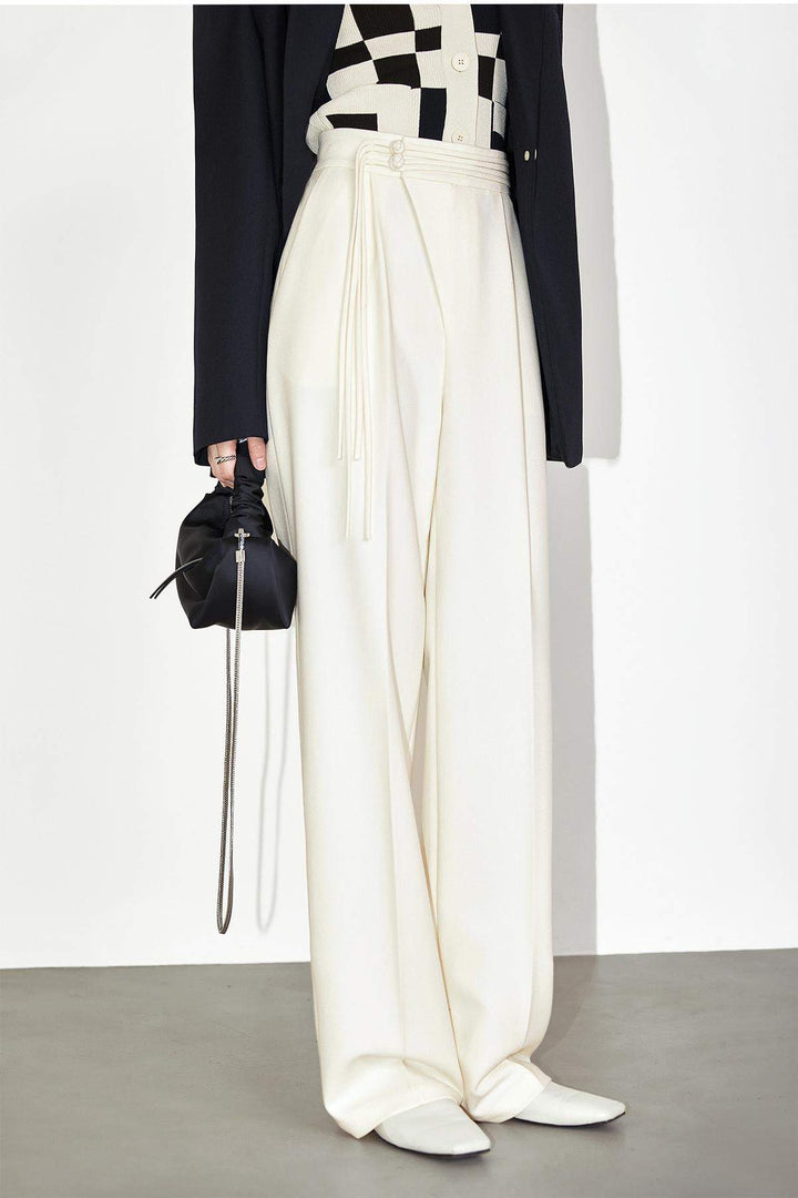 Einfarbige Hose mit hoher Taille